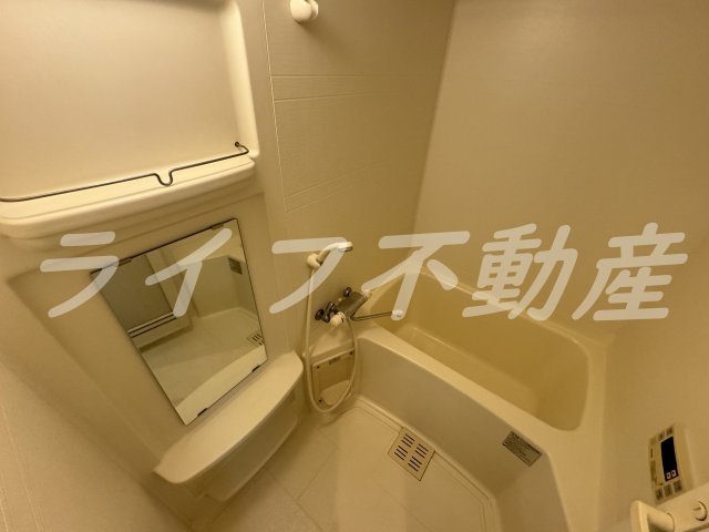 バス・シャワールーム　お風呂で日々の疲れを落としましょう