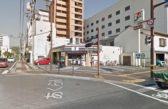 コンビニ　セブンイレブン内山下1丁目店（コンビニ）まで232m
