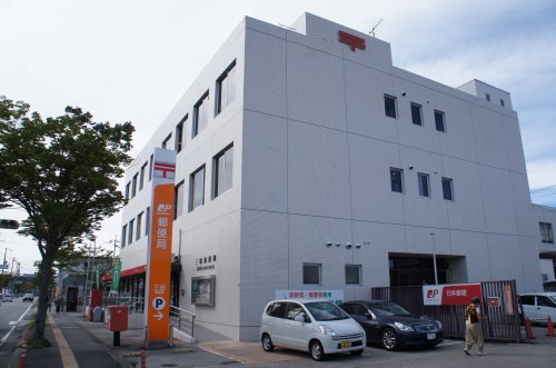 郵便局　三田郵便局（郵便局）まで518m