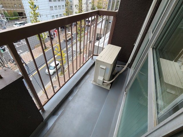 バルコニー　バルコニーがあります