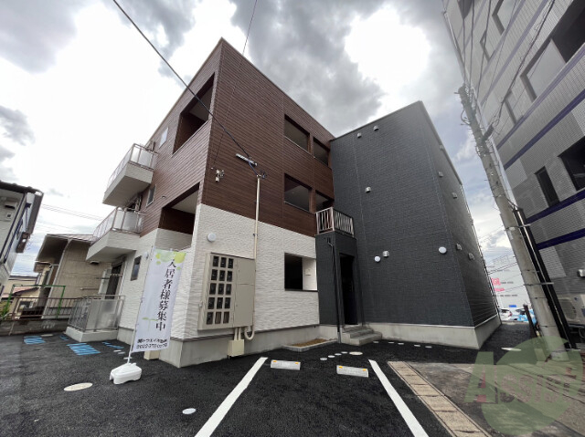 建物外観　仙台市泉区泉中央３丁目「コンフォルト泉中央」