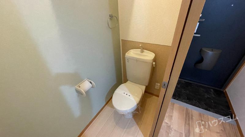 阪急宝塚線 庄内駅 徒歩11分 2階建 築22年のトイレ写真