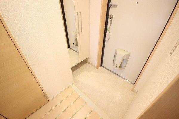 玄関　※同物件別室※