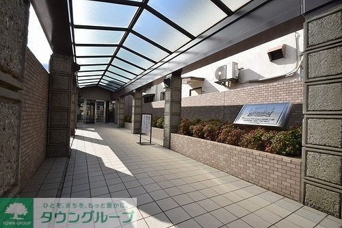 エントランス　エントランス入口