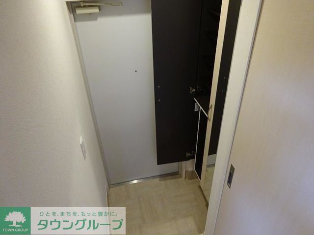 玄関　お問合せはタウンハウジングまで！※現地待合わせ相談可能