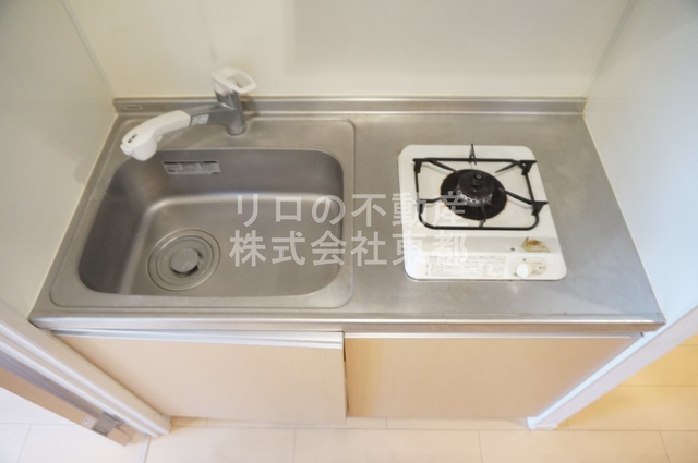 キッチン　１口ガスコンロ設置済！お引越し後すぐにお料理できます☆