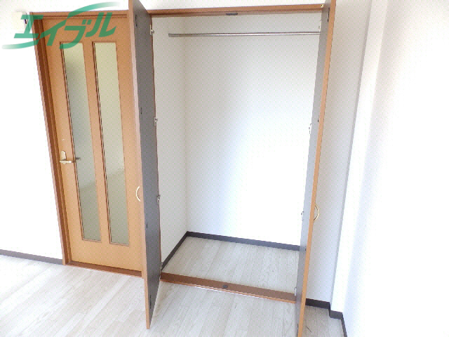 収納　同物件別部屋の写真