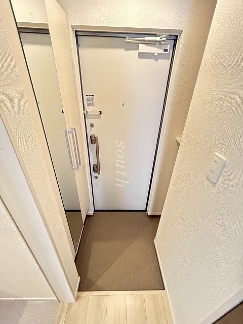 玄関　シューズＢＯＸ付きの玄関