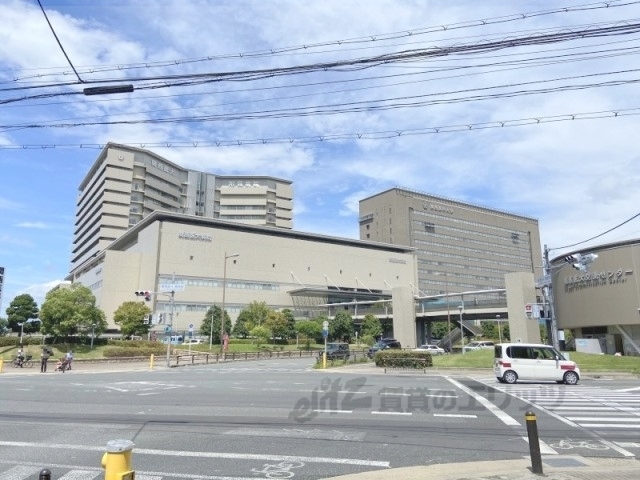 病院　関西医科大学附属病院（病院）まで300m