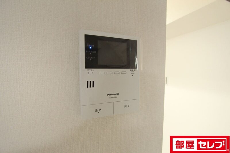 セキュリティ　新しめなエアコンです。