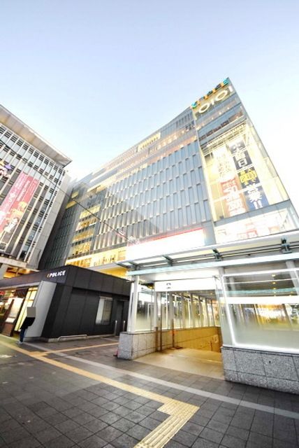 ショッピングセンター　KITTE博多（ショッピングセンター）まで732m