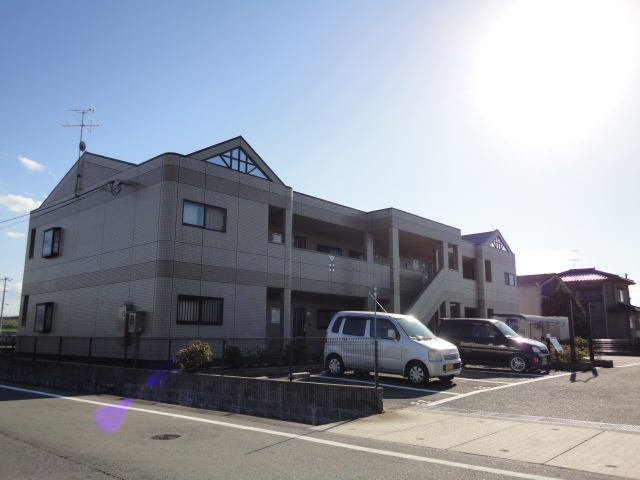 建物外観　外観写真（昼）