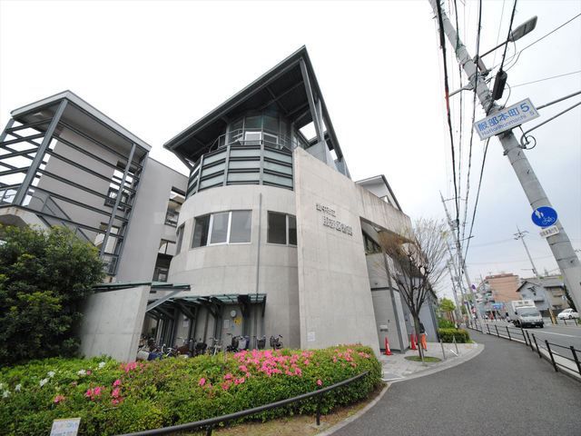 図書館　豊中市立　服部図書館（図書館）まで493m