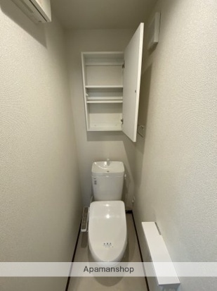 プレミアムベイルーム井土ヶ谷中町のトイレ写真
