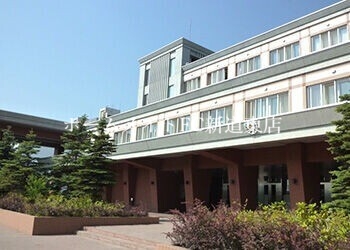 中学校　私立札幌光星中学校（中学校）まで582m