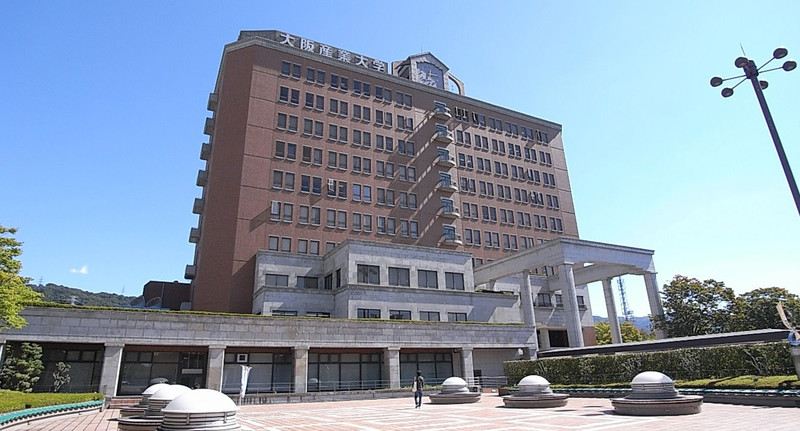 大学・短大　大阪産業大学（大学・短大）まで2400m