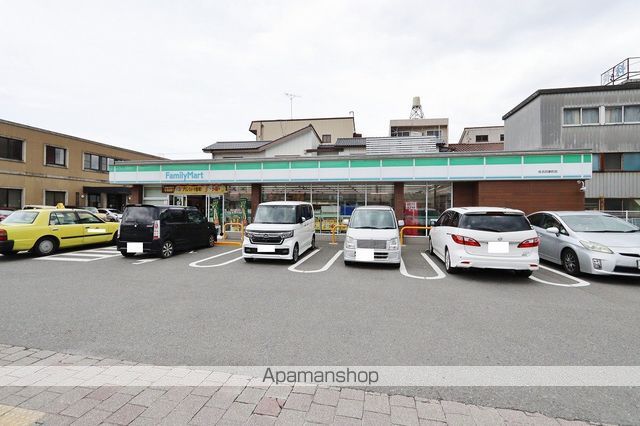 コンビニ　ファミリーマート 佐古四番町店（コンビニ）まで479m
