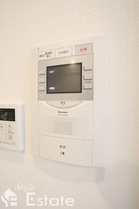 セキュリティ　モニター付きインターホン