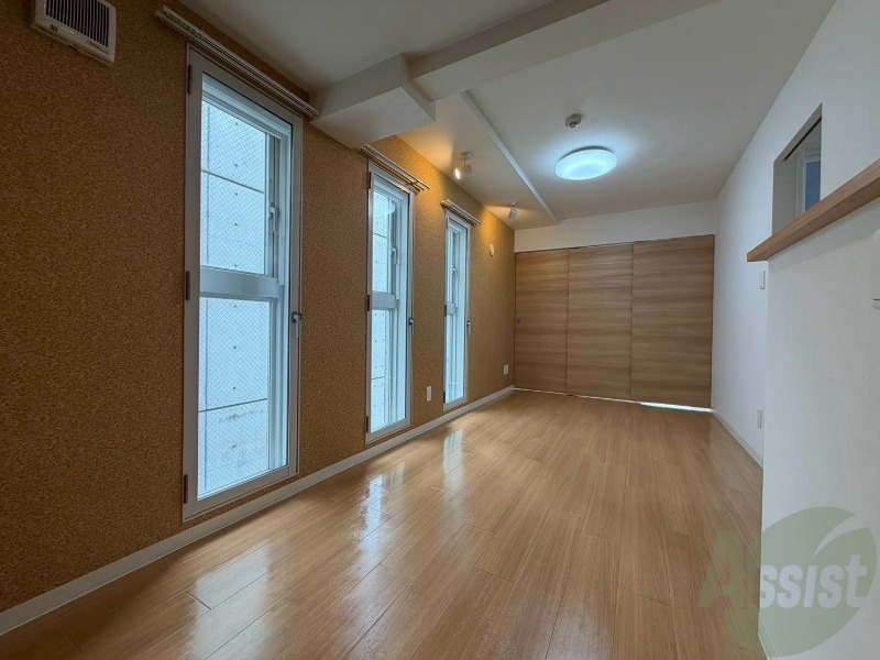 居室・リビング　広くてキレイなお部屋が広がっていて、充実した生活が送れそう。