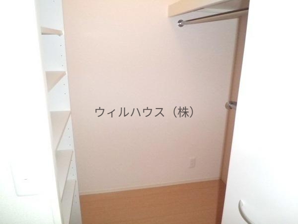 収納　大容量ウォークインクローゼット！