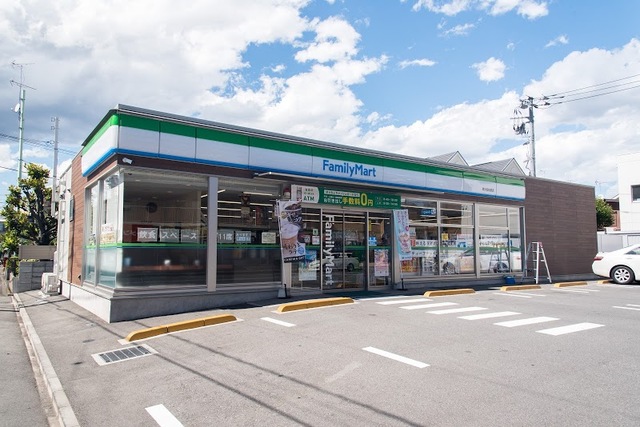コンビニ　ファミリーマート東大和向原店（コンビニ）まで264m