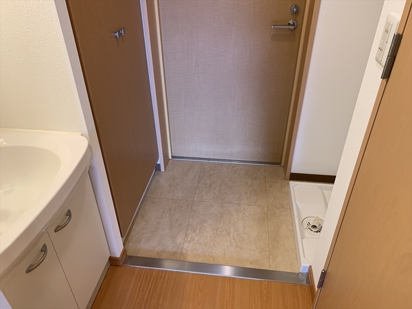 玄関　☆同マンション別室の写真です☆