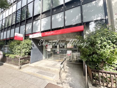 銀行　三菱UFJ銀行　横浜支店横浜中央支店（銀行）まで93m