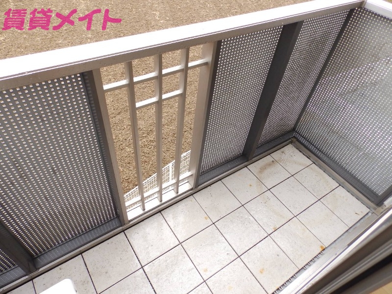 バルコニー　同型参考写真