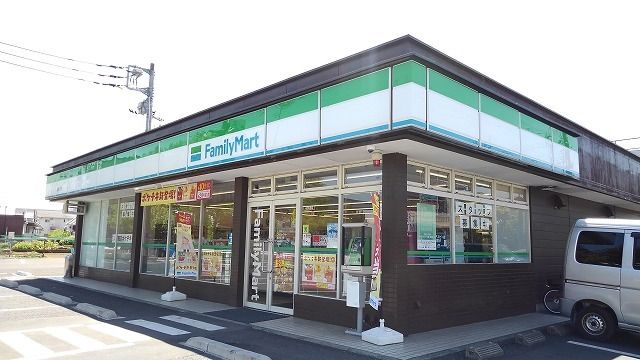 コンビニ　ファミリーマート加須久下店（コンビニ）まで400m