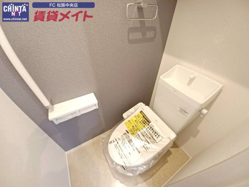 トイレ　反転タイプ参考写真