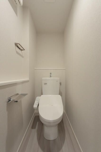 トイレ　ゆったりとした空間のトイレです