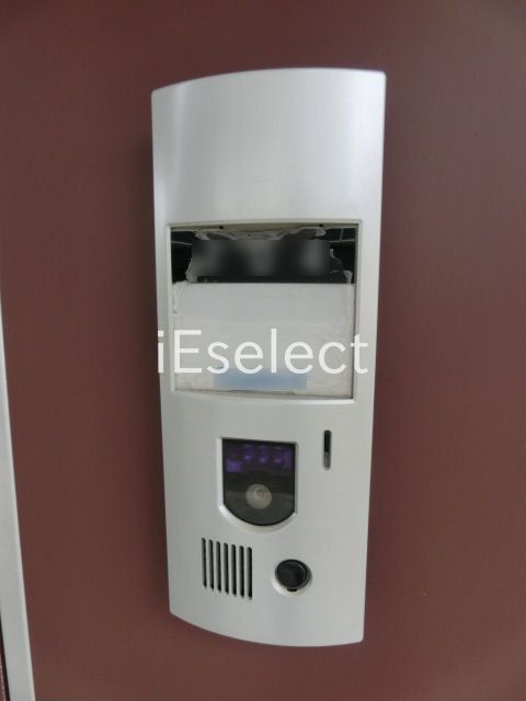 セキュリティ　防犯ＴＶモニター付きのドアホン。