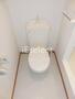 トイレ　トイレはシンプルですね