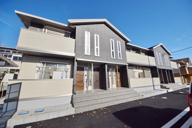 建物外観　～落ち着いた住宅地に立地します～
