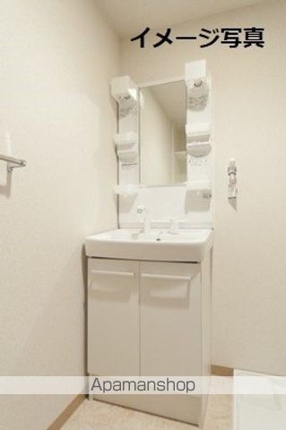 ポンデュガールの内装写真