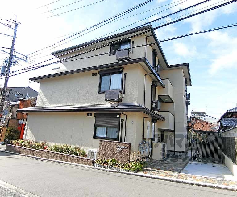 ビオラ朱雀大路の外観写真