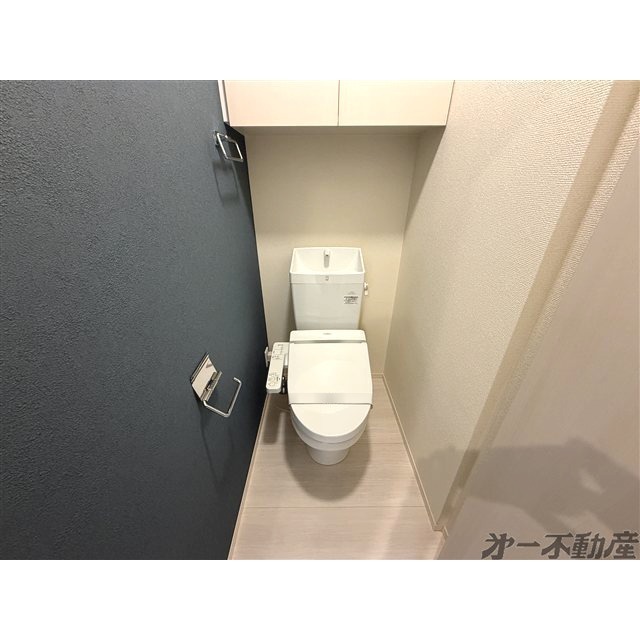 トイレ　温水洗浄暖房便座