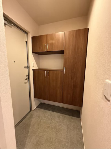 玄関　写真は別のお部屋です。