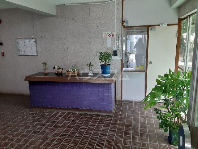 ロビー