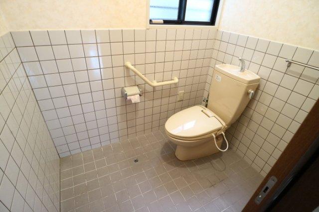 上野戸建D-roomのトイレ写真