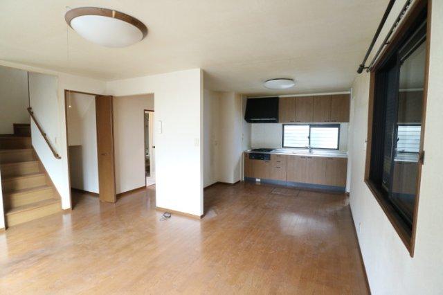 上野戸建D-roomの居間写真