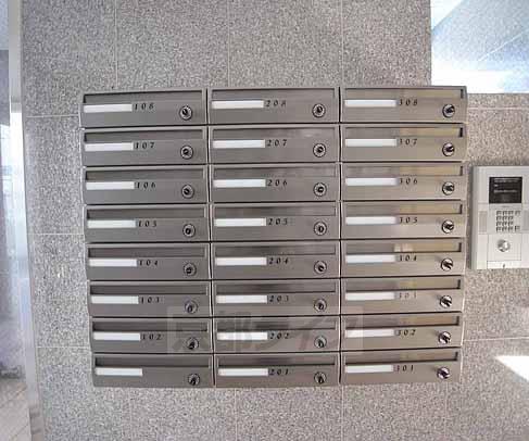 京阪京津線 四宮駅 徒歩1分 3階建 築18年の外観写真