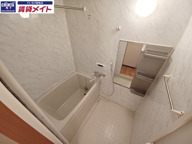 バス・シャワールーム　別部屋画像参考