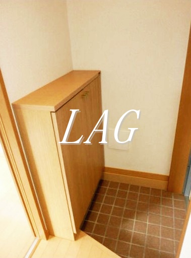 玄関　玄関です。