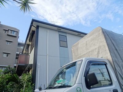 建物外観　★河川敷が近いので、散歩、ジョギング好きにはオススメな物件★