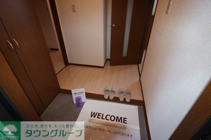 玄関　※別号室参考写真です