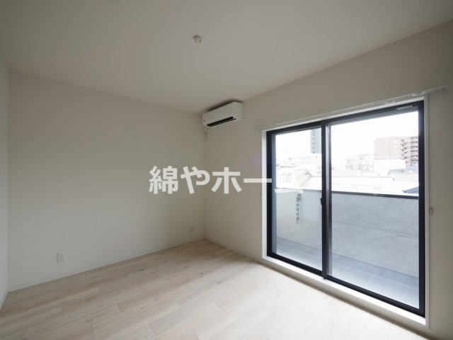 その他部屋・スペース　落ち着いて過ごせるお部屋なので、寝室にいかがでしょうか