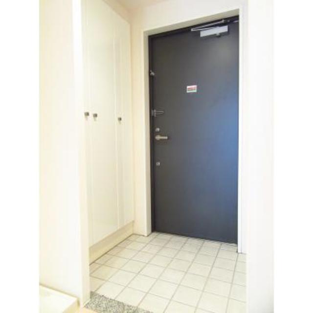 玄関　※写真は同タイプ住戸です。