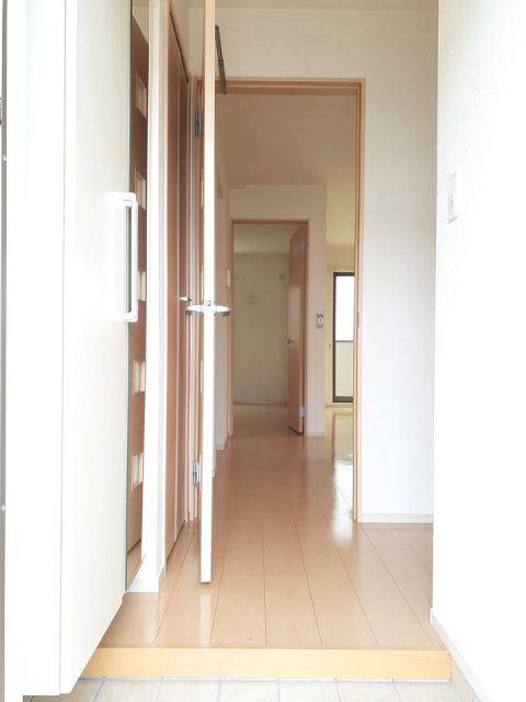 リバーサイド弐番館の玄関写真
