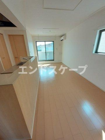 ＪＲ高崎線 高崎駅 徒歩29分 2階建 築12年の居間写真